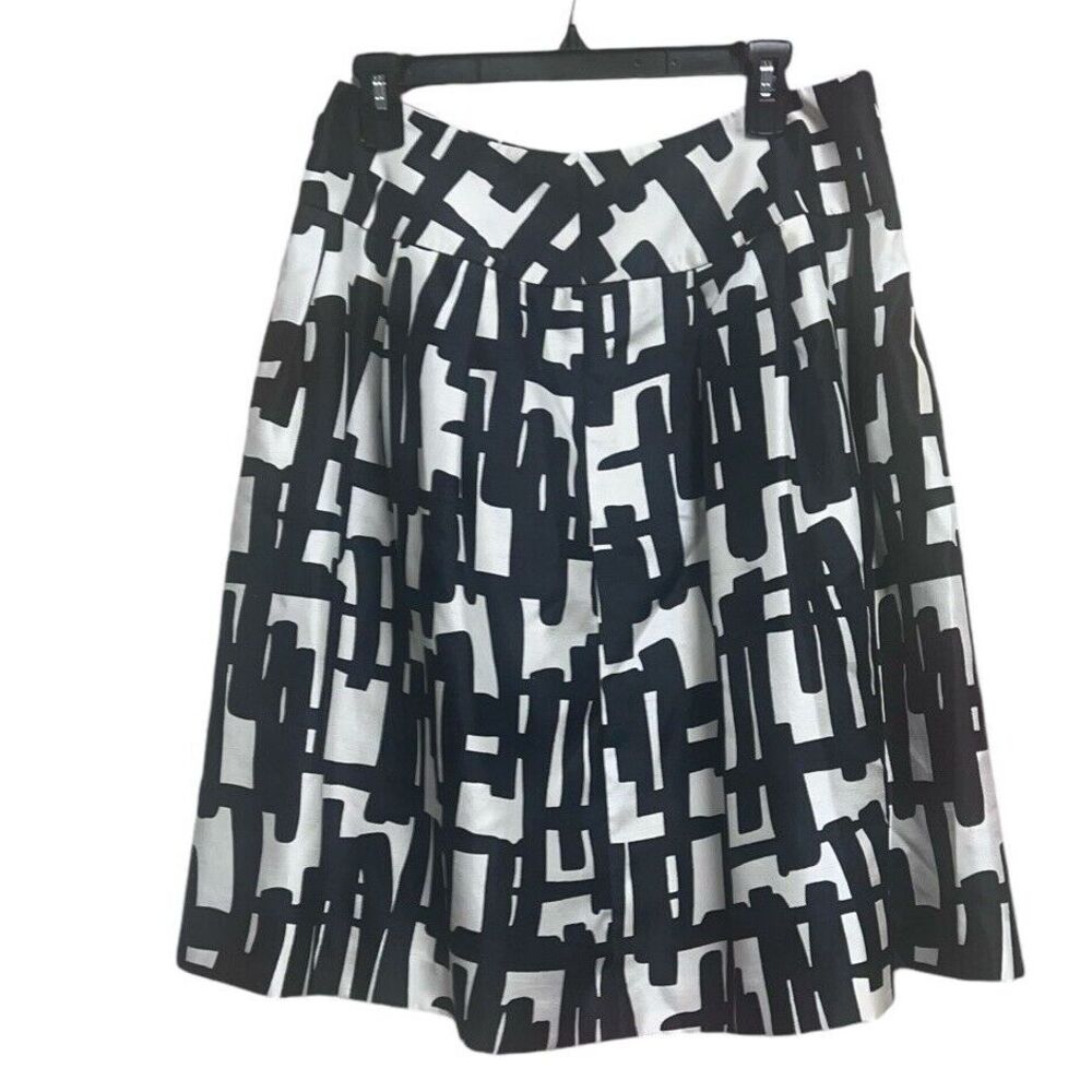 Kasper Skirt Size 8 Womens Black White Lined Regular Fit And Flare A Line Classy